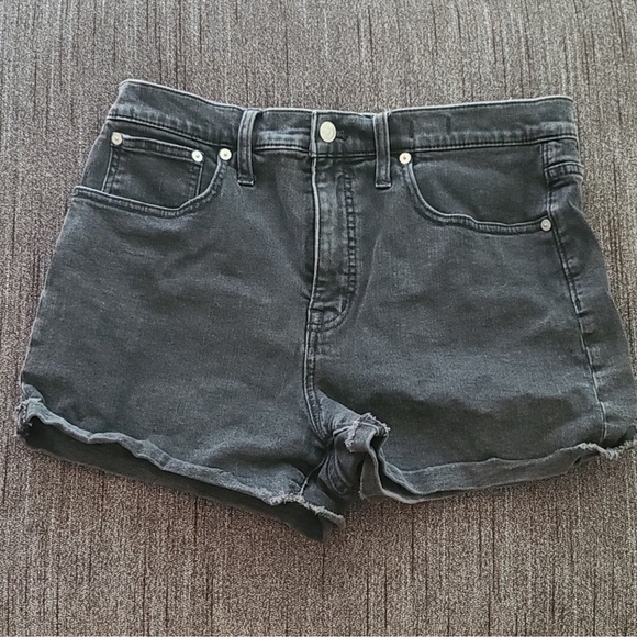 Madewell High Rise Black Wash Shorts - Picture 1 of 6